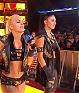 WWE_SmackDown_Live_2019_02_19_720p_HDTV_x264-NWCHD_mp4_002852917.jpg