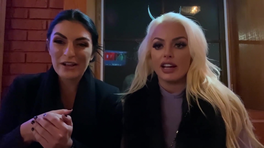 BAR_FOODZ21___Mandy_Rose___Sonya_Deville___WWE_034.jpg