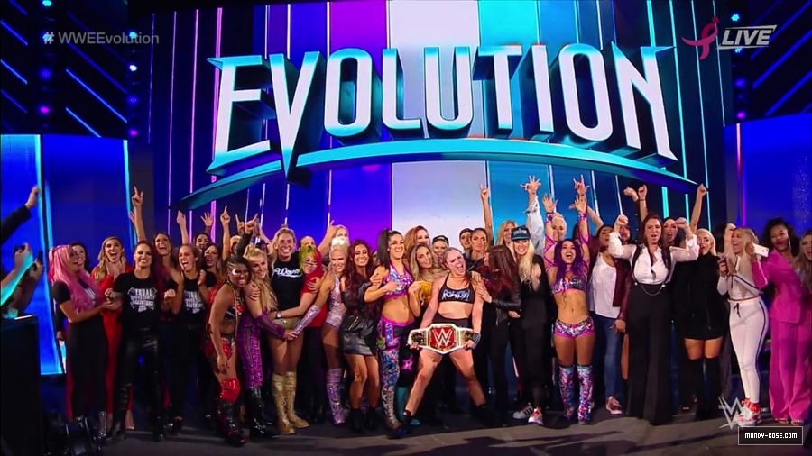 WWE_Evolution_2018_mp4_018272287.jpg