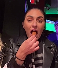 CHICKEN_WINGS_212121_____MANDY_ROSE___SONYA_DEVILLE___WWE_308.jpg