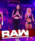 WWE_Monday_Night_Raw_2018_03_26_720p_HDTV_x264-NWCHD_mp4_004904857.jpg