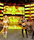 WWE_SmackDown_2018_06_12_720p_WEB_h264-HEEL_mp4_004840880.jpg