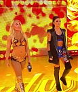 WWE_SmackDown_Live_2018_12_04_720p_HDTV_x264-NWCHD_mp4_000690556.jpg