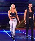 WWE_SmackDown_Live_2019_06_04_720p_HDTV_x264-NWCHD_mp4_003410877.jpg