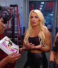 WWE_SmackDown_Live_2019_06_11_720p_HDTV_x264-NWCHD_mp4_001640072.jpg