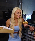 WWE_Smackdown_Live_2019_06_18_1080p_WEB_x264-ADMIT_mkv_003914443.jpg
