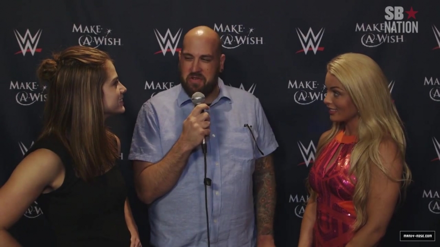 Sara_Lee_and_Amanda_talk_about__Tough_Enough__and_who_went_home_too_soon_180.jpg