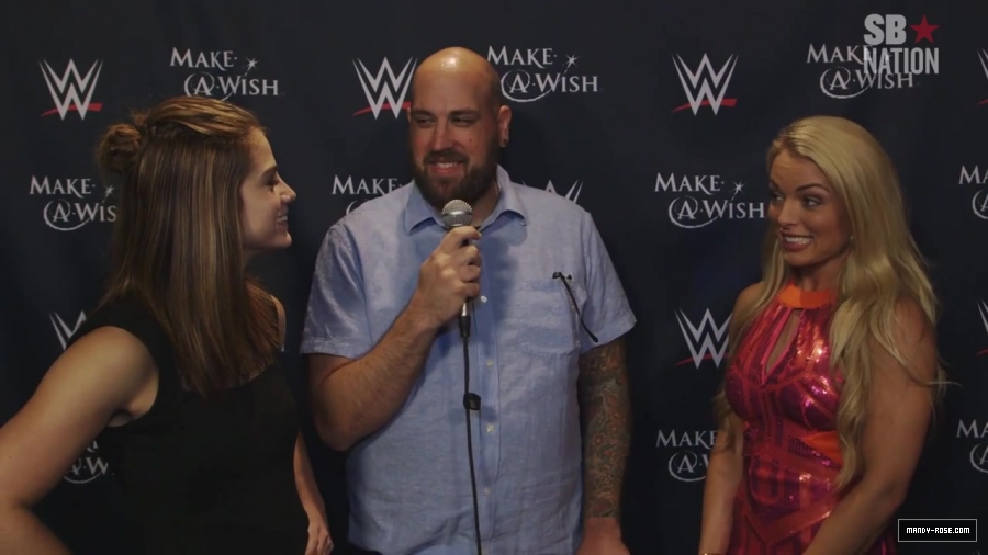 Sara_Lee_and_Amanda_talk_about__Tough_Enough__and_who_went_home_too_soon_184.jpg